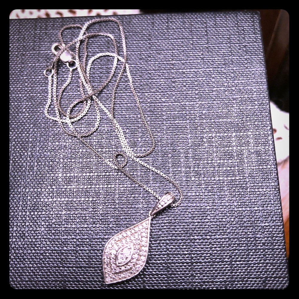 Kay jewelers diamond pendant